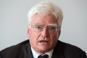 Der Unternehmer und neue Eigentümer des Lübecker Flughafens Winfried Stöcker., © dpa/Daniel Bockwoldt