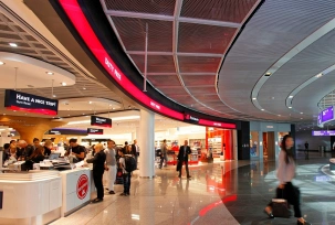 Das Gemeinschaftsunternehmen übernimmt den Betrieb der 27 Heinemann-Duty-Free- und Travel-Value-Shops sowie Concept Stores am Flughafen Frankfurt., © Fraport