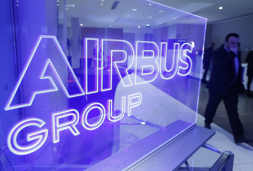 Airbus kommt bislang auf 418 Auslieferungen an 82 Kunden, © EPA/dpa/Guillaume Horcajuelo