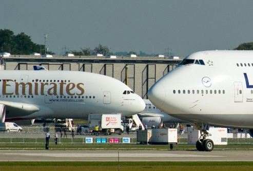 Fünfter Landepunkt für VAE-Airline, Berlin als Ziel wahrscheinlich, Kritik von Lufthansa, Verdi und BDF, © dpa/Patrick Pleul