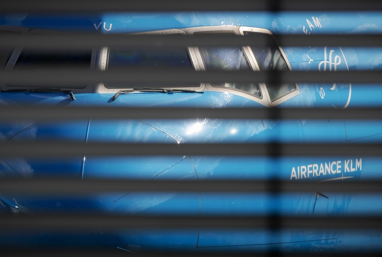 Dutch government to keep KLM as operator of its aircraft