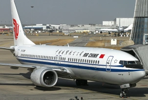 Boeing 737 Max 8 von Air China am Gate in Peking., © AirTeamImages.com/Mehrad Watson