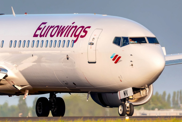 Boeing 737 in den Farben der Eurowings, © AirTeamImages.com/Matthieu Douhaire