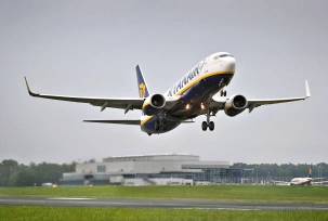 Eine Ryanair-Maschine beim Start., © Flughafen Weeze