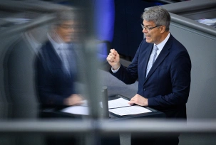 Patrick Schnieder (CDU) spricht im Bundestag., © DPA/Bernd von Jutrczenka