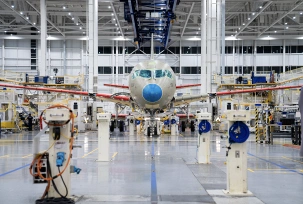 Airbus A220 in der Endmontage in Montreal., © Airbus Canada