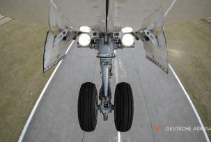 Erprobung des neuen Fahrwerks eines Deutsche Aircraft Flugzeugs., © Deutsche Aircraft