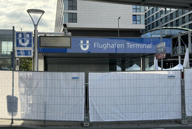 Die neue Station "Flughafen Terminal" kurz vor der Eröffnung., © DPA/Volker Danisch