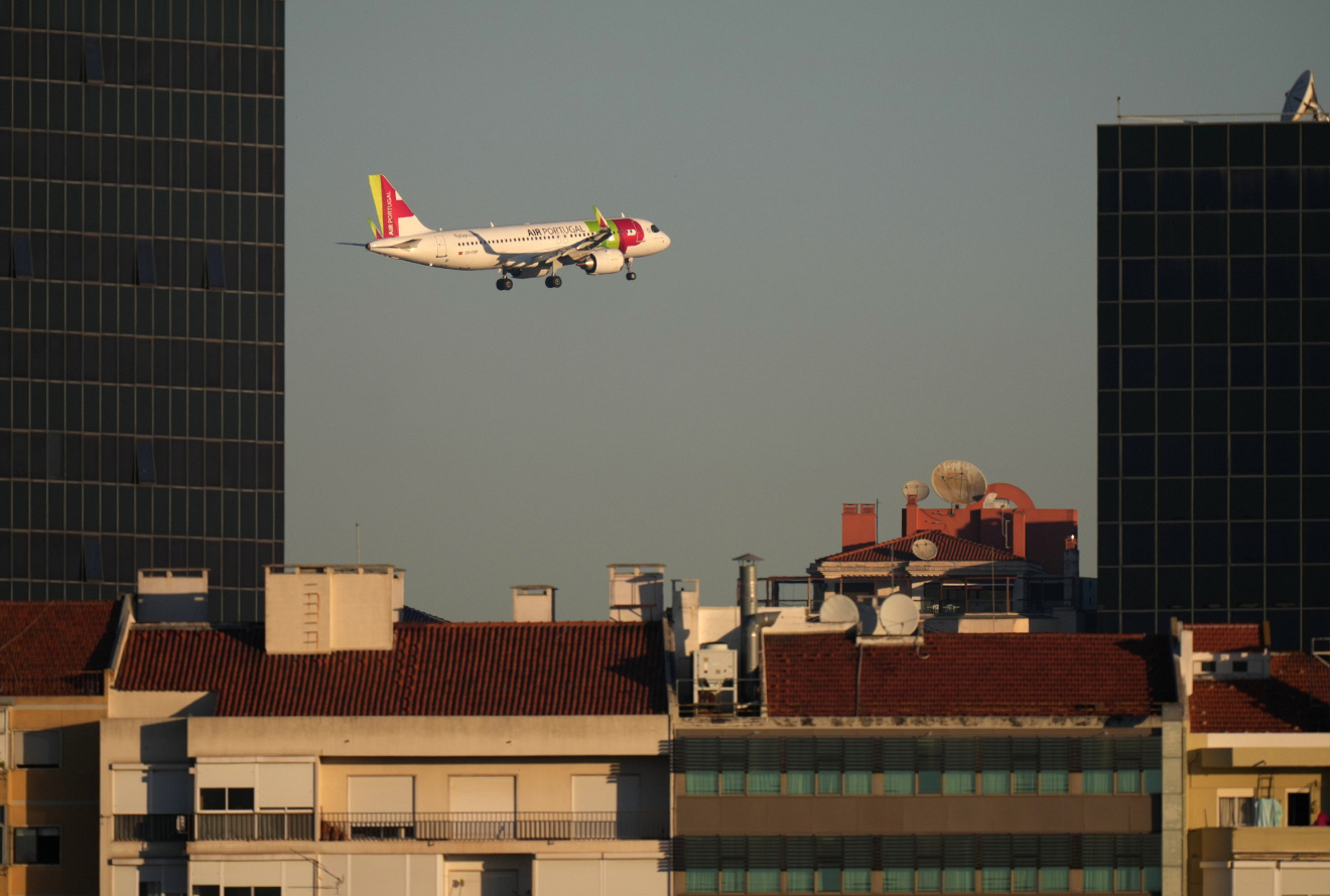 Vereinigung Cockpit criticises Lufthansa's Tap Air Portugal acquisition over employee