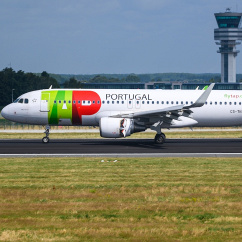 Airbus A320 von Tap landet am Flughafen Brüssel., © AirTeamImages.com